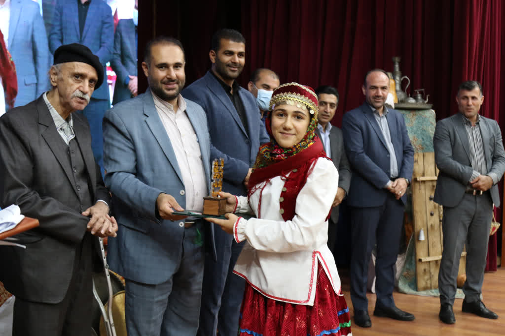 برگزیدگان جشنواره استانی قصه‌گویی مازندران«آسنی» معرفی شدند