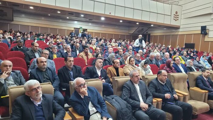 ۱۲ نفر از مشاهیر و مفاخر مازندران تجلیل شدند