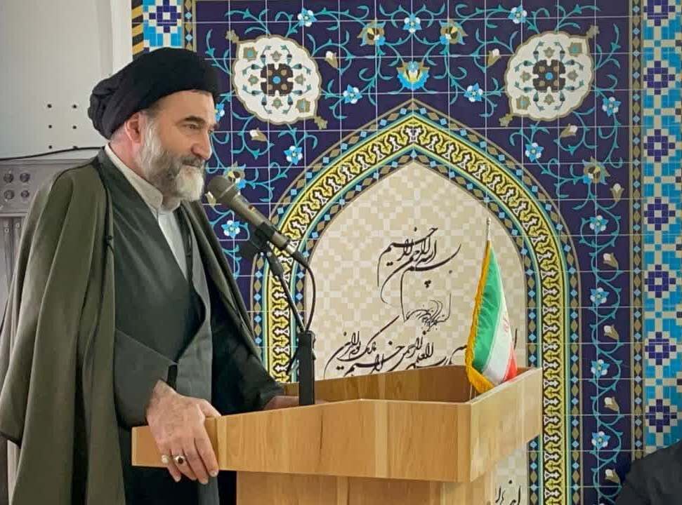 امام جمعه نوشهر بر ضرورت حضور همه جانبه اقشار مردم در راهپیمایی روز قدس تاکید کرد