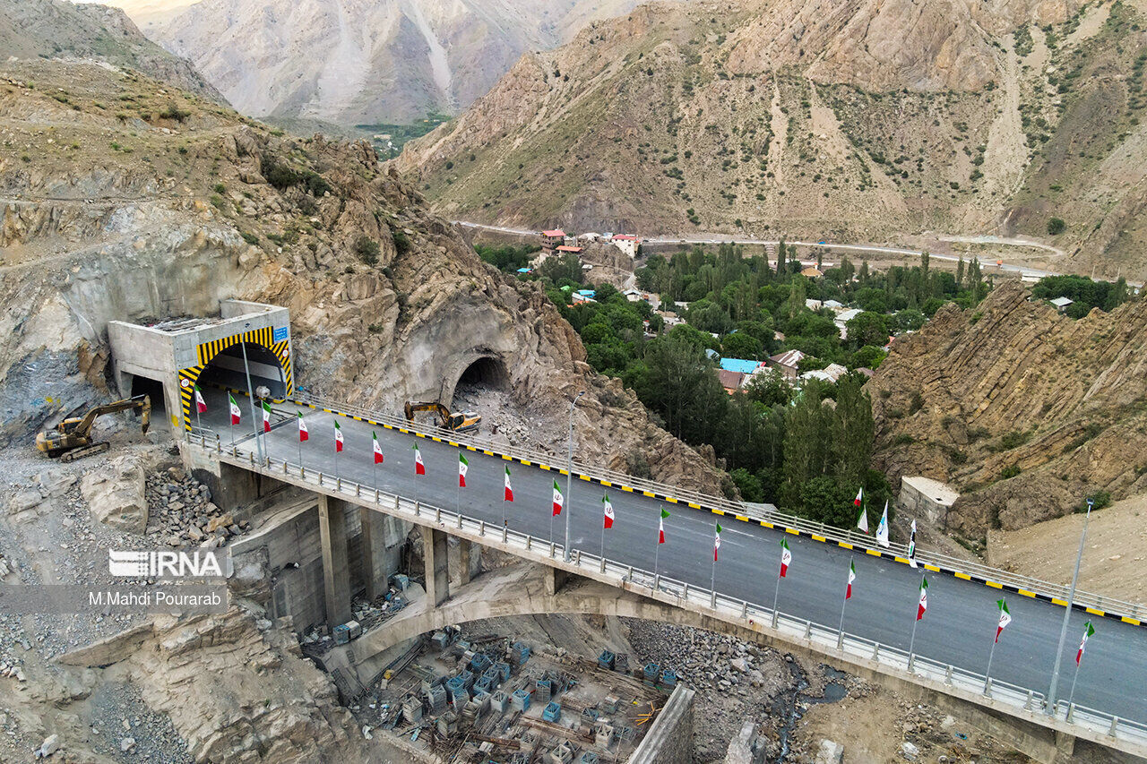 تاکید بر اجرای قطعه پنجم آزاد راه تهران – شمال برای برون رفت از چالش ترافیک