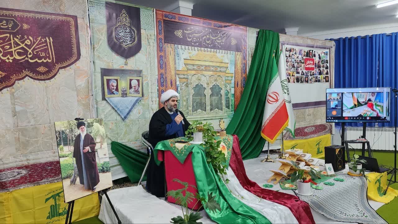 نشست ویژه امت پیروز با محوریت کتاب زندگی با آیه‌ها برگزار شد .