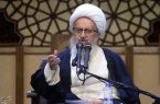 فتوای آیت‌الله مکارم شیرازی: هر کسی که رهبری را تهدید کند محارب است