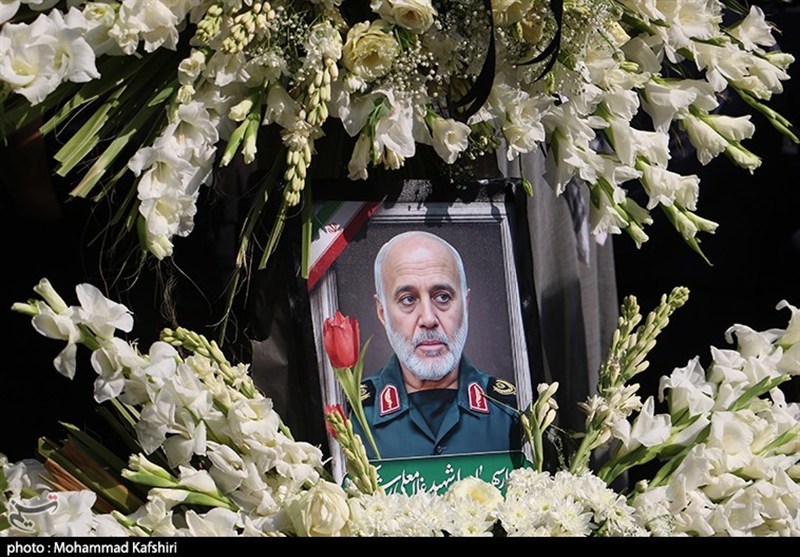 حماسه بدرقه‌ رشید ایران/ دزفول گام‌های آخر سردارش را بوسید + فیلم و تصاویر