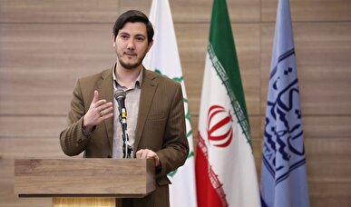 باغخانی پور: اگر قوانین مربوط به سگ‌گردانی در دیگر دستگاه‌ها دیده شود؛ شهرداری ورود می‌کند/ نگهداری حیوان، یک امر غیر محیط زیستی است + فیلم