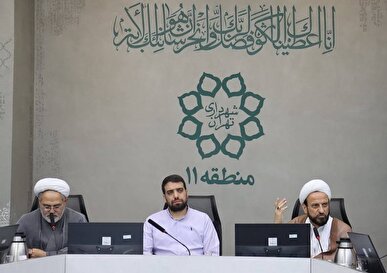 دیدار شهردار منطقه ۱۱ با ائمه جماعات منطقه