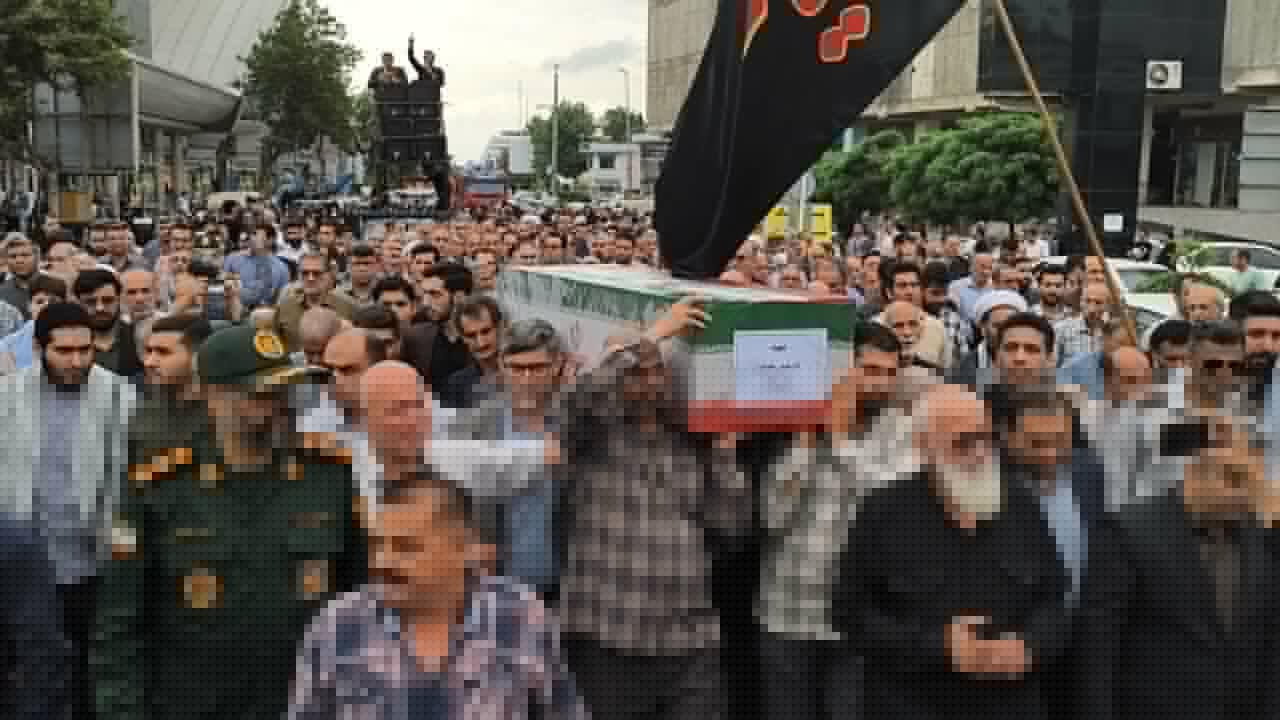 تشییع پیکر ۲ شهید تجاوز رژیم غاصب صهیونیستی در قائمشهر