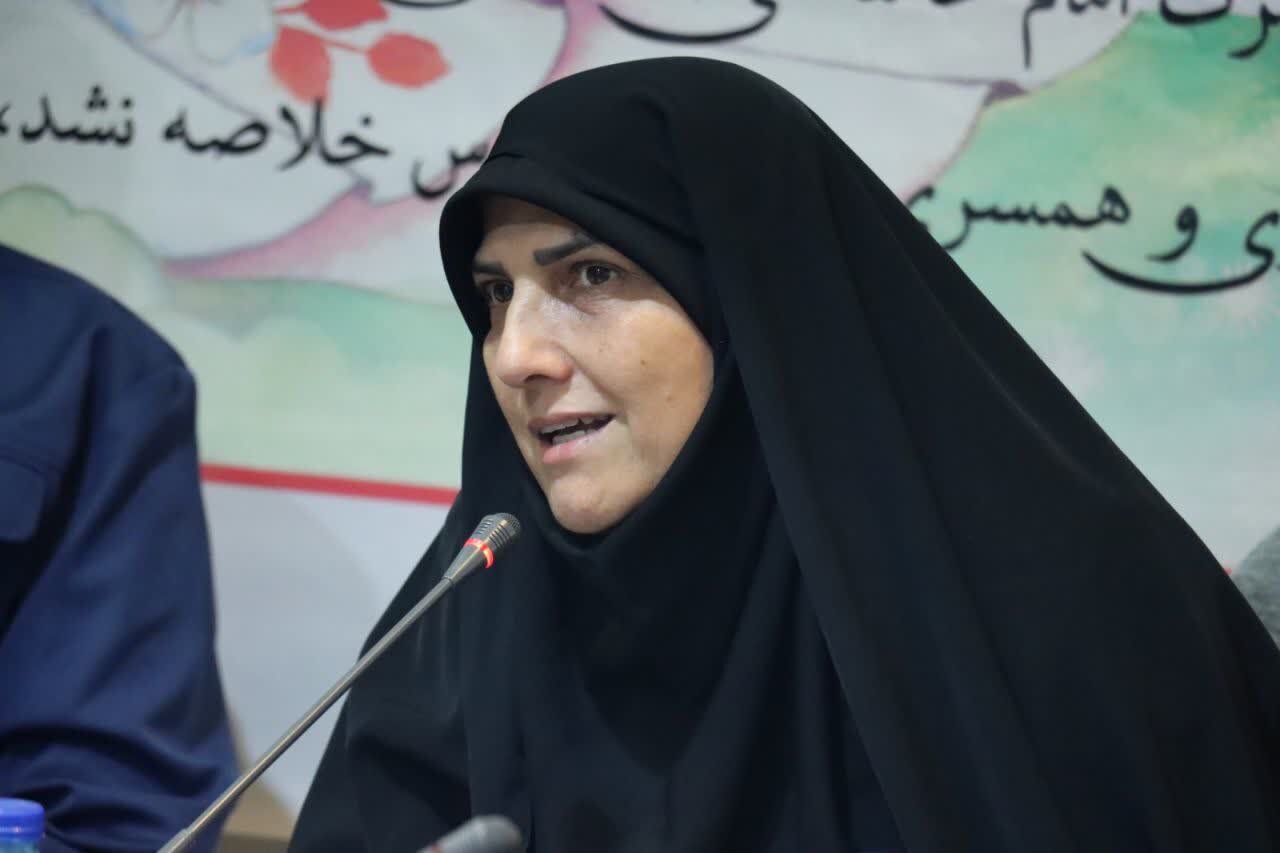 مجاهدت های بانوان در دفاع مقدس تبیین شود