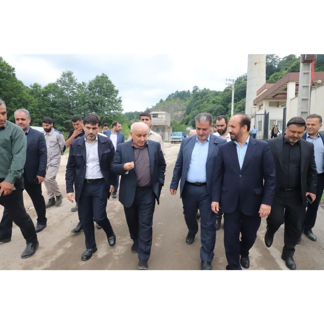 رفع مشکل ورود شیرآبه زباله‌سوز نوشهر به رودخانه با پیگیری میدانی استاندار مازندران
