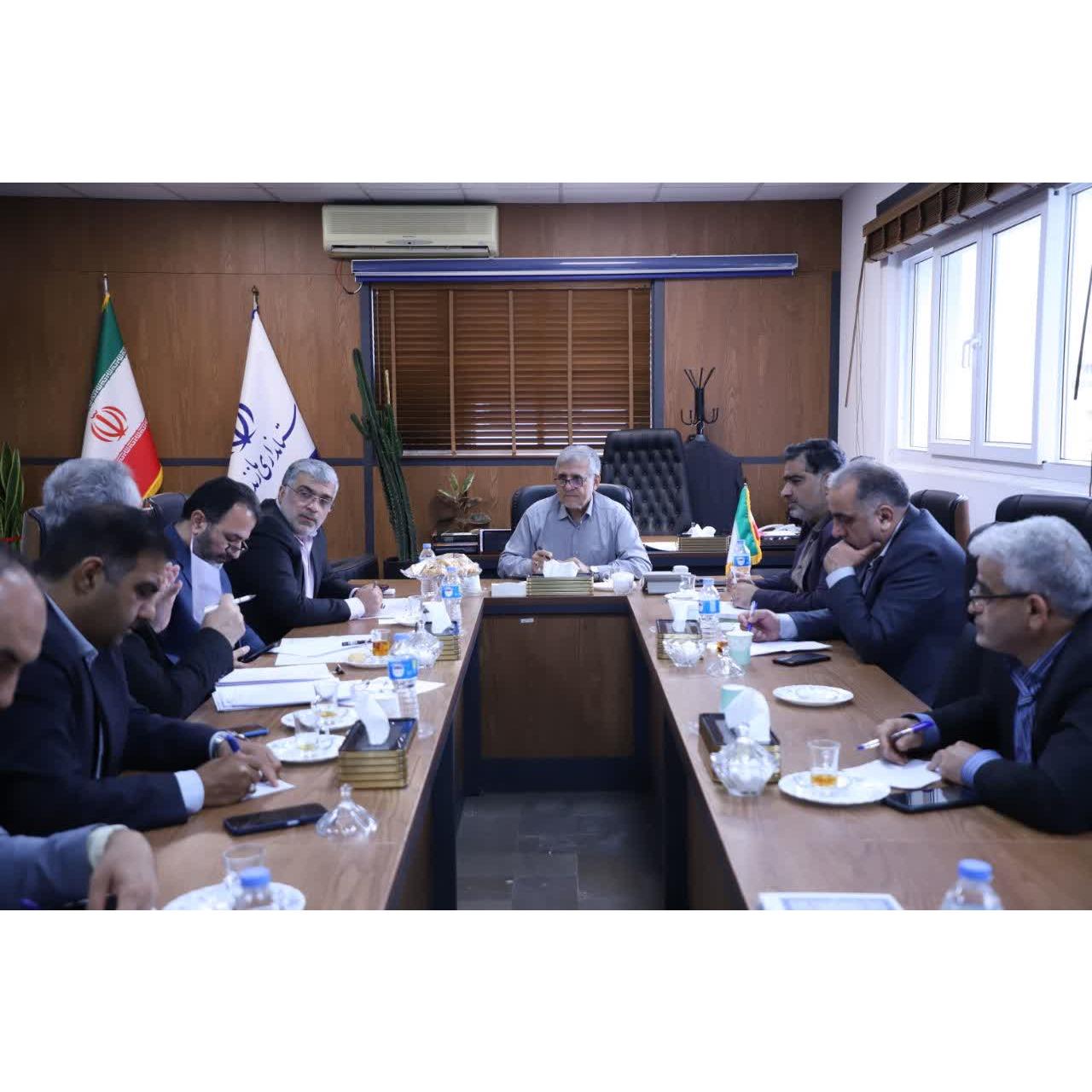 رصد و پایش روزانه بازار استان با تشکیل کمیته مدیریت بحران در استانداری