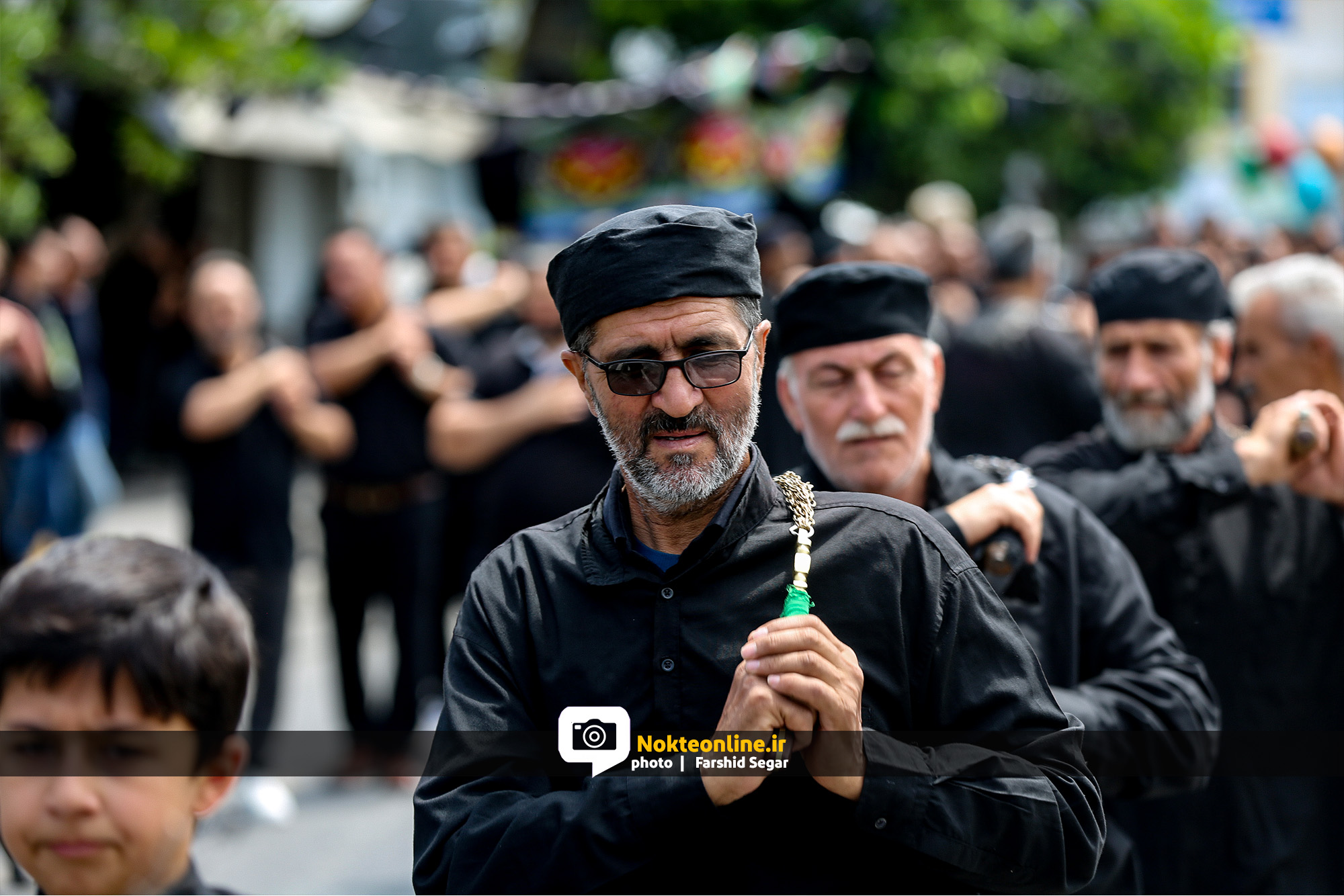 شور عاشورایی در نوشهر/ اشک و بغض زیر نماد بین الحرمین+عکس