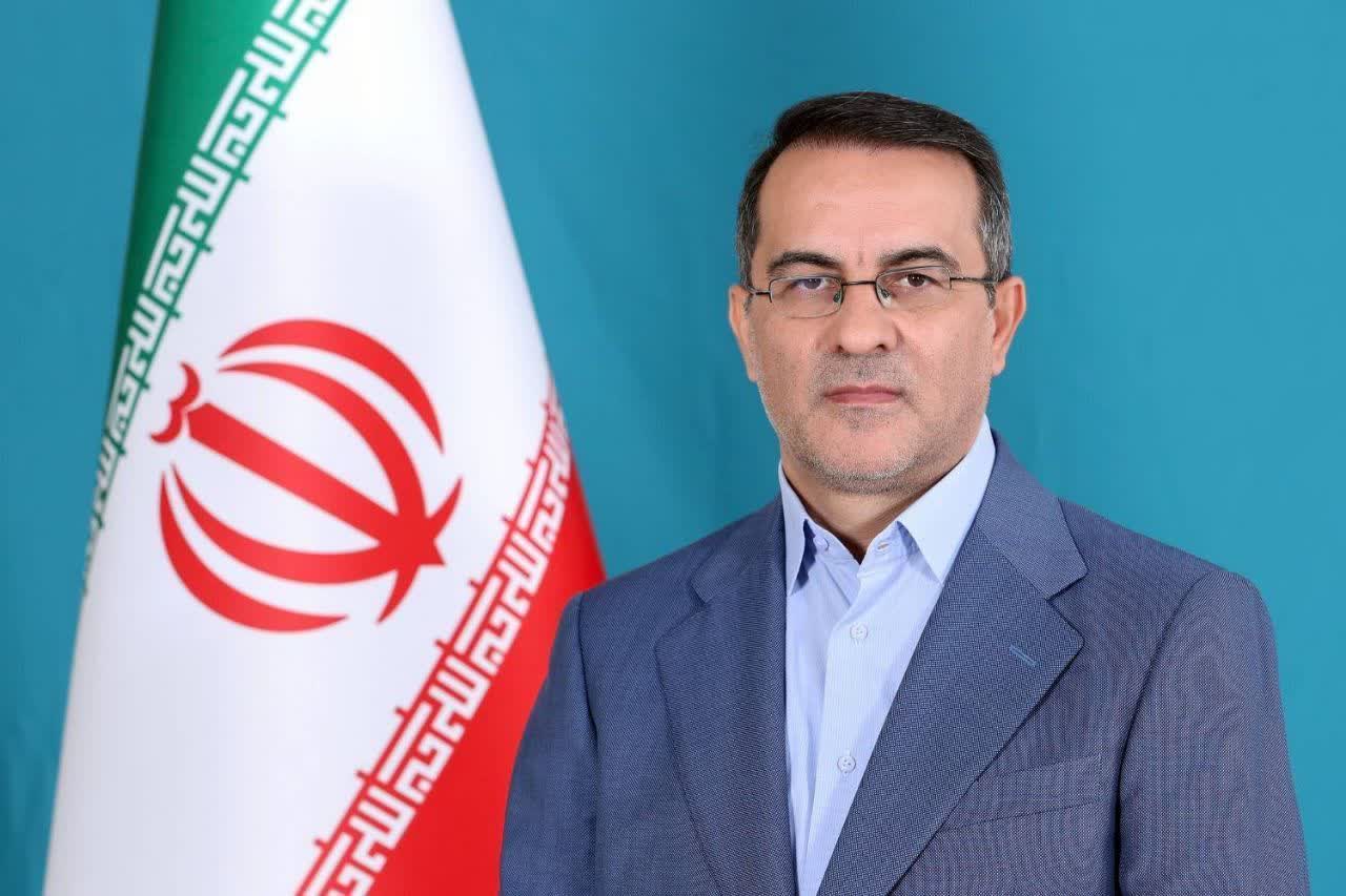 معاون رئیس جمهور و رئیس سازمان اداری و استخدامی کشور برای تقدیر از مدیران و دستگاه های اجرایی برتر به مازندران سفر می‌کند