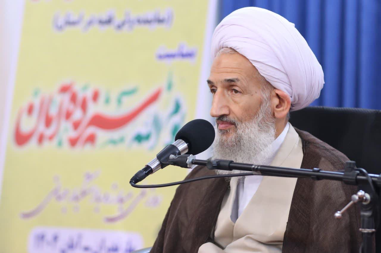 حضرت زینب (س) مظهر تام استکبارستیزی بود/ سیزده آبان امسال باید یک سیزده آبان به یادماندنی باشد